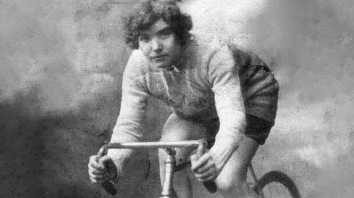 Alfonsina Morini Strada: la prima donna del Giro d’Italia